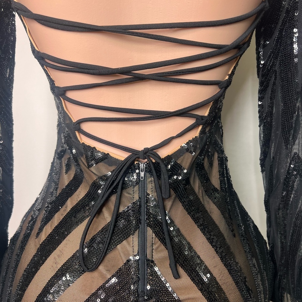 Black sequin dress - Picture 4 of 8